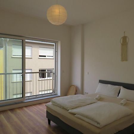 L8 Street - Q2 16 Appartement MHG Kamer foto