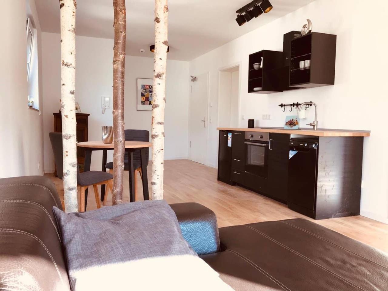 L8 Street - Q2 16 Appartement MHG Kamer foto